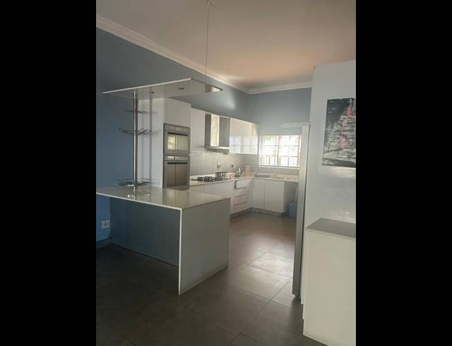 3 BEDROOM HOUSE FOR SALE IN GLENWOOD